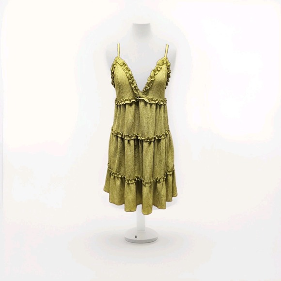 wild fable Dresses & Skirts - Wild Fable Mini Dress Green Crinkle Fabric Tiered Babydoll Size Med Adj Straps